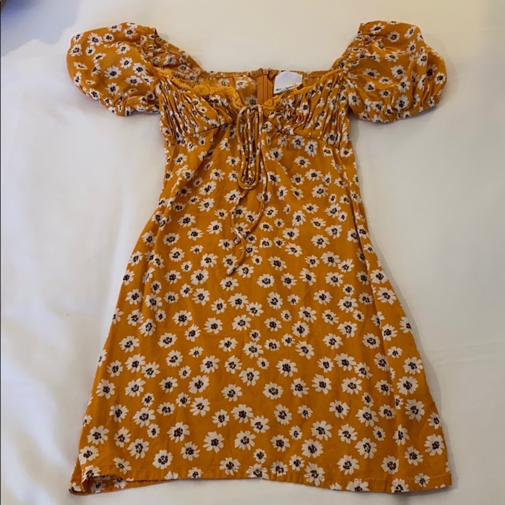 skylar + Madison floral Mini Dress — Size S